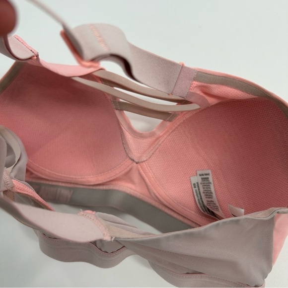 Victoria Sport VS Incredible Lightweight Colorblock Pink Max Cage Sport Bra 34B - Picture 6 of 7